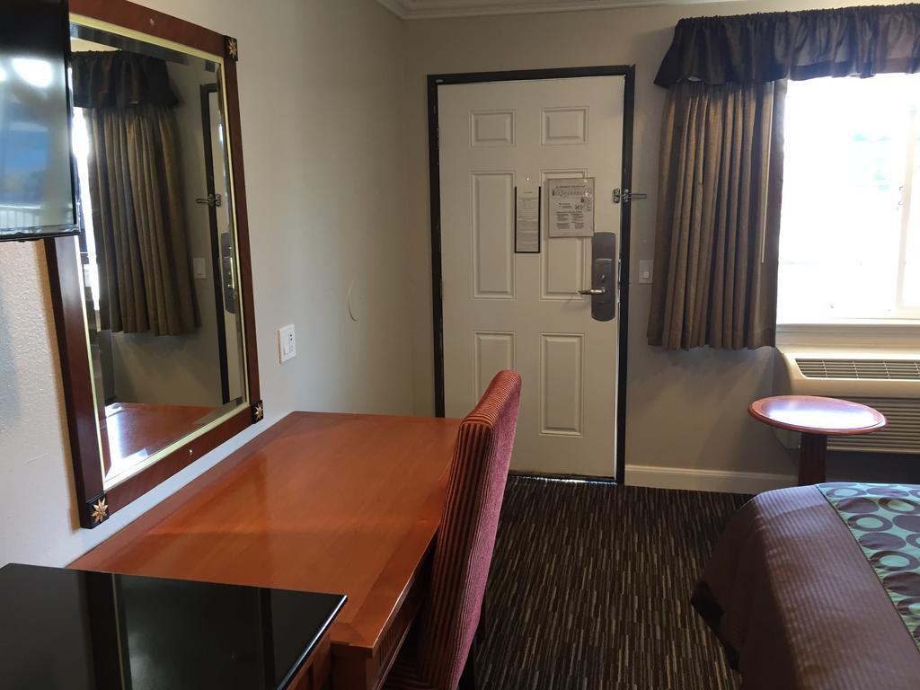 Continental Lodge Oakland Zewnętrze zdjęcie